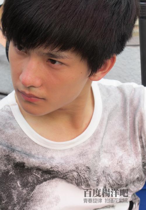 杨洋5年前杨洋是一位著名的中国演员，关于他5年前的情况，没有具体的详细信息，因为他一直在不断地发展自己的演艺事业。