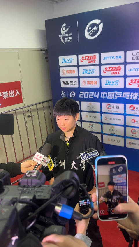 孙颖莎教练赛后采访孙颖莎教练赛后采访，深度解析胜利背后的故事