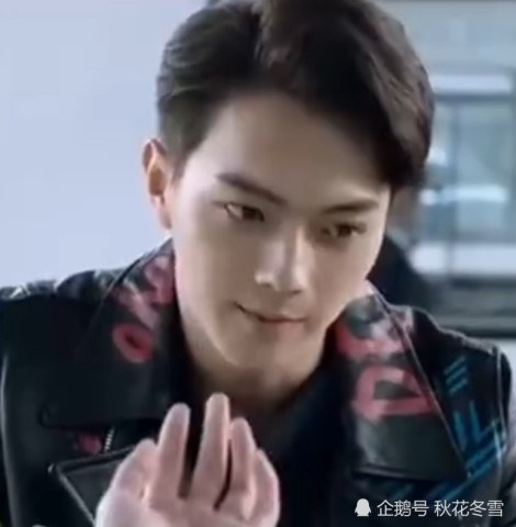 #许凯聚众赌博有哪些艺人参加#揭秘许凯聚众赌博背后的娱乐圈内幕，又有哪些艺人卷入其中？