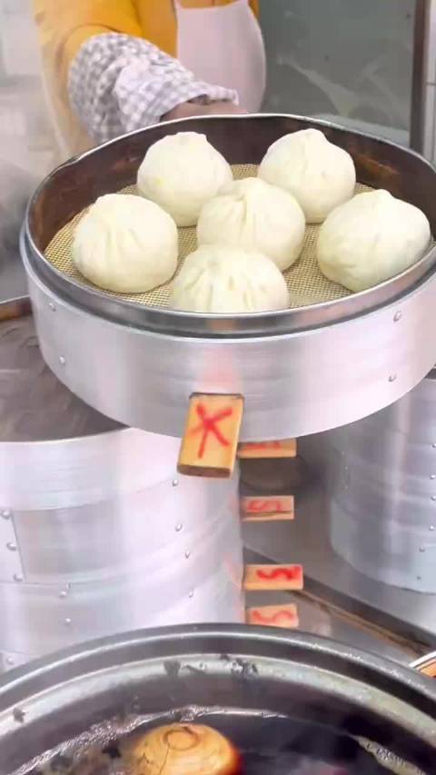 上海的馒头是包子吗？——一场关于上海传统美食的探秘之旅