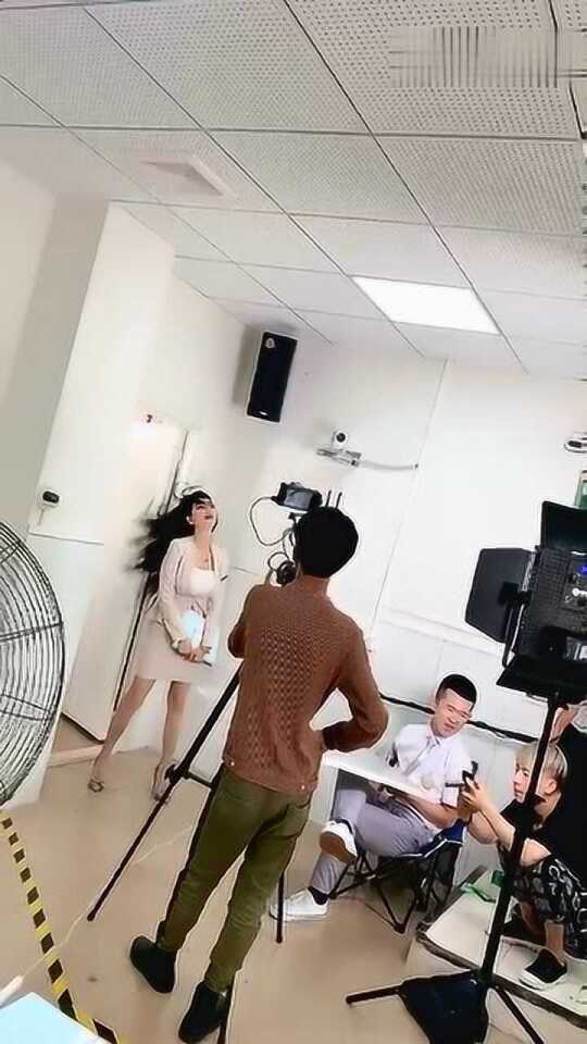 都是带着浅笑的 第4页