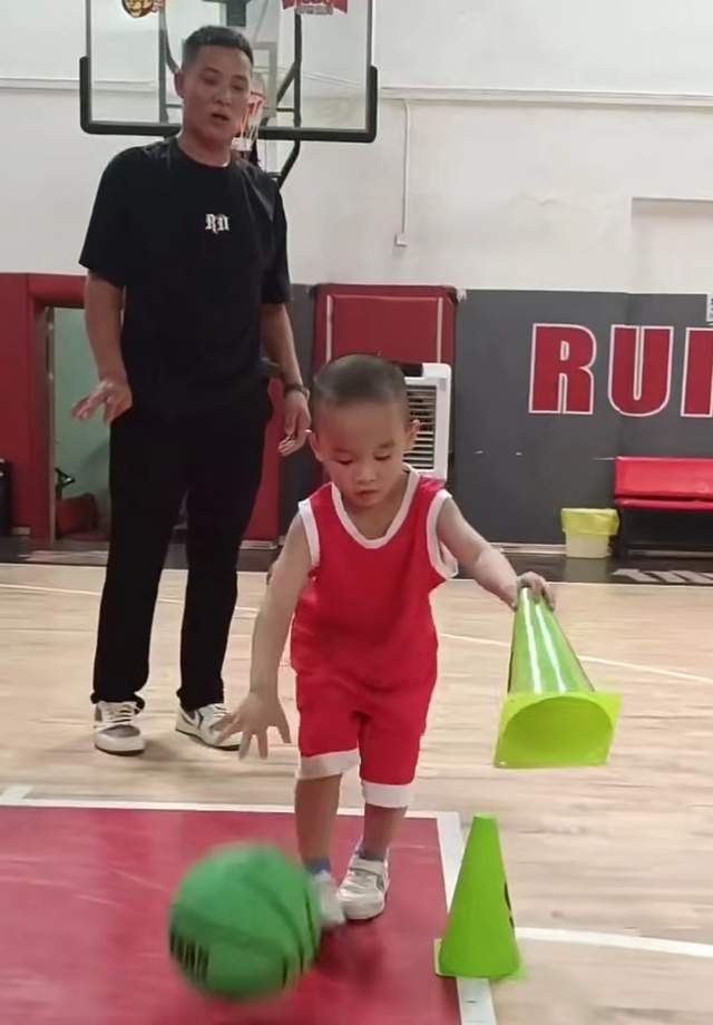 霓虹灯下的回忆  _1 第4页