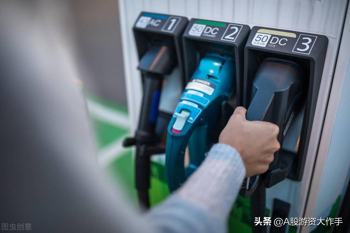 〓爱你让我卑微到了泥土里 第4页