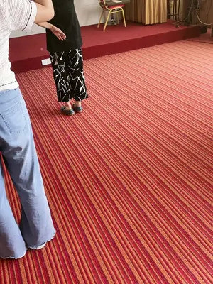 宁静一双袜子卖59元，时尚与品质的完美结合