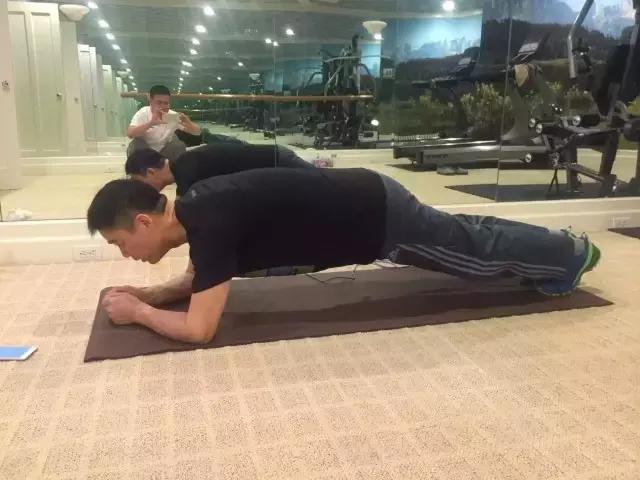 雷军与奶茶，一场跨界的风云际会