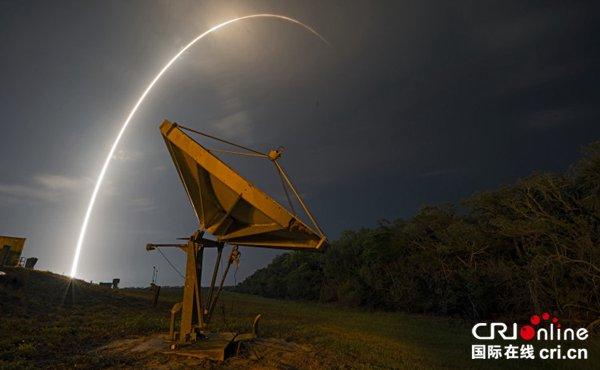 马斯克的星链卫星为何大批坠落？探究背后的原因