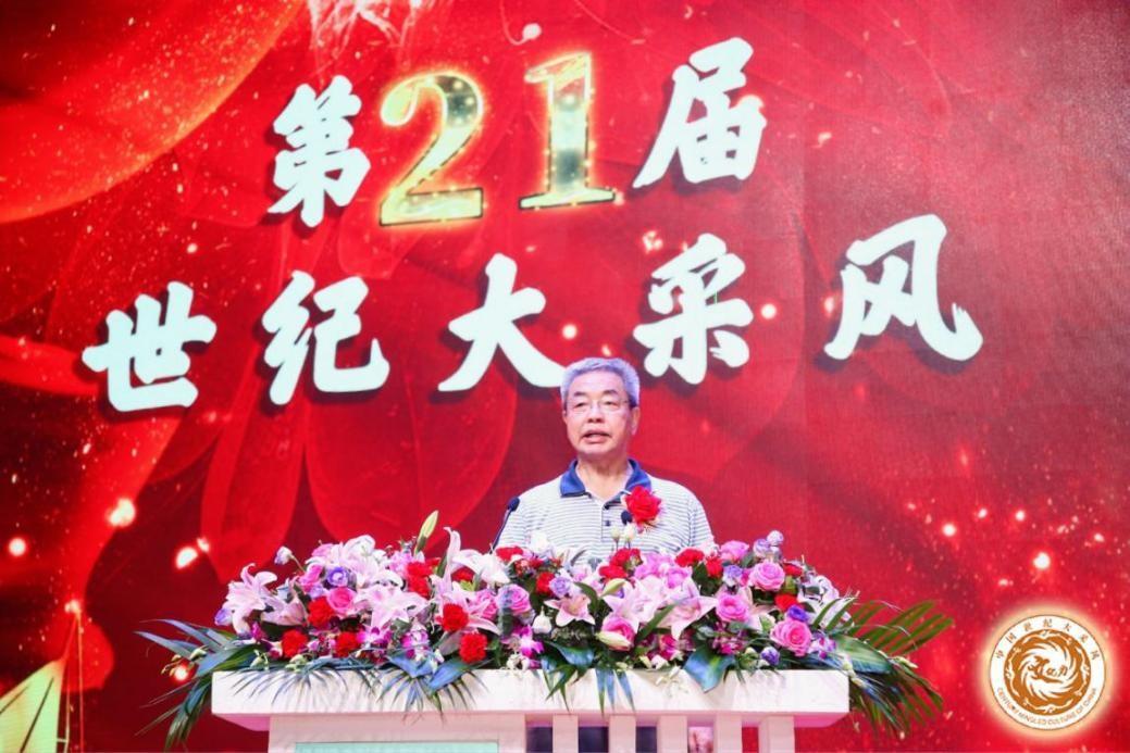 21岁女生确诊白血病4个多月后离世生命的脆弱与坚韧，一位年轻女孩与白血病的抗争